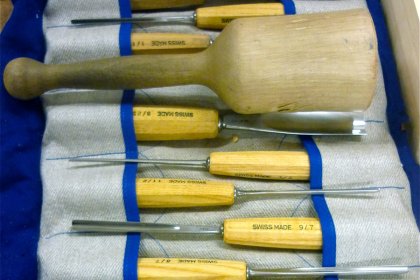 Bildhauerwerkzeuge_Laden