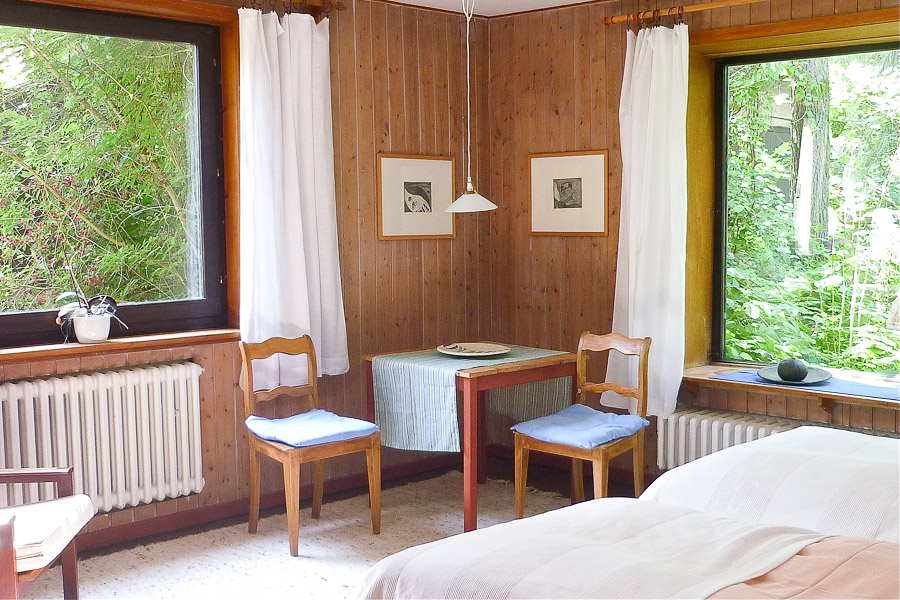 Eckzimmer EG 1, Bild 1