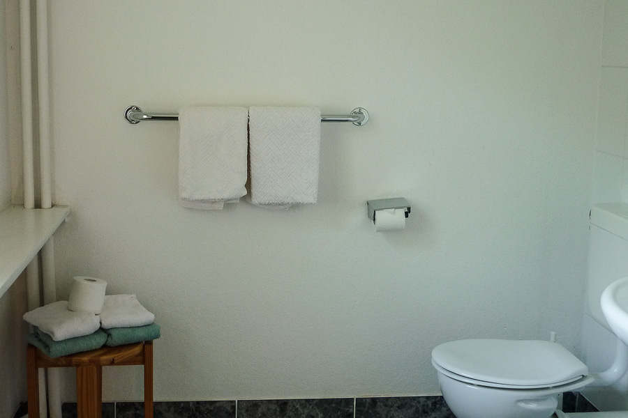 Eckzimmer EG 2, Bild 4
